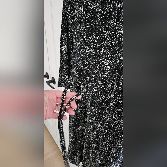 Stradivarius Black With White Spots Women's Dress - Picture 2 of 5
